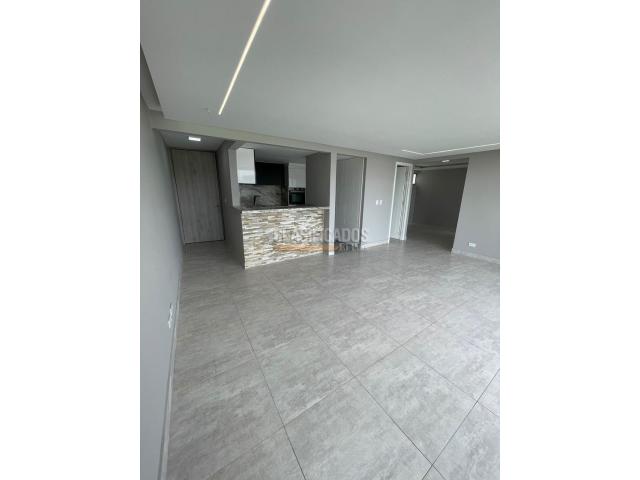 Apartamentos, Venta en Valle del Lili