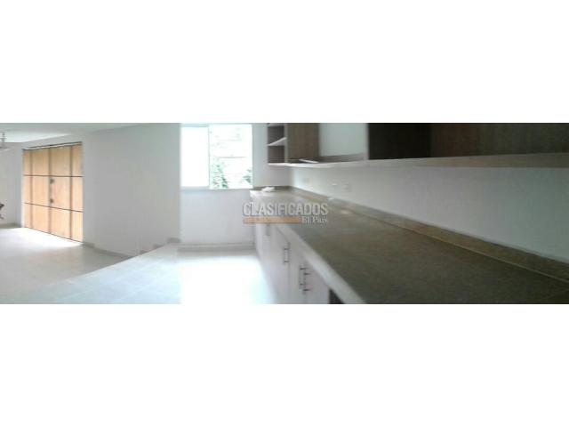 Casas, Alquiler en Santa Mónica Residencial