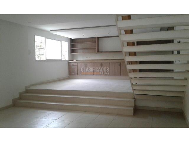 Casas, Alquiler en Santa Mónica Residencial