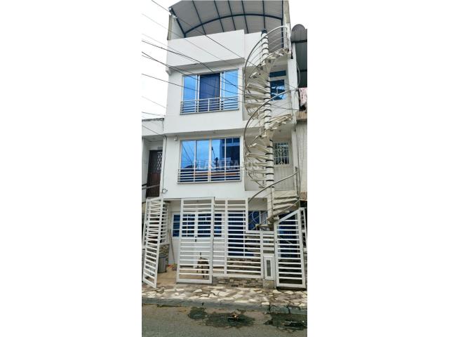 Casas, Venta en Ciudad Córdoba