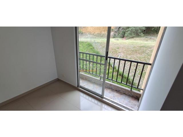 Apartamentos, Alquiler en Altos del Aguacatal