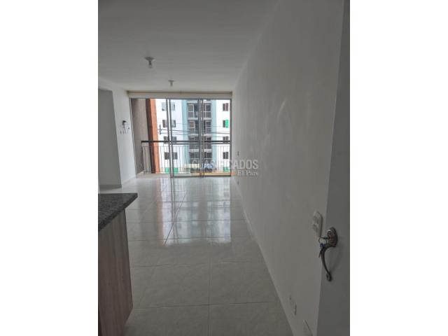 Apartamentos, Venta en Tierralinda del Lago