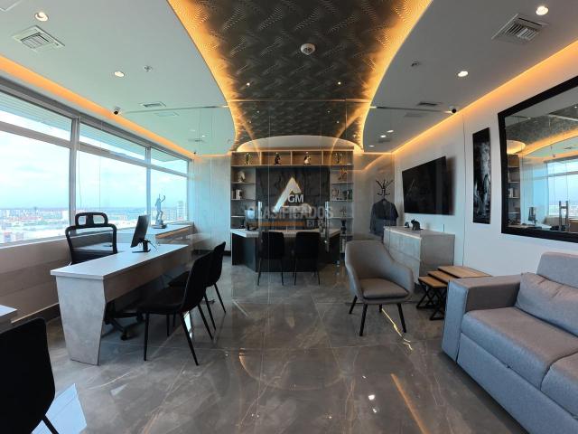 Oficinas y Consultorios, Venta en San Joaquín