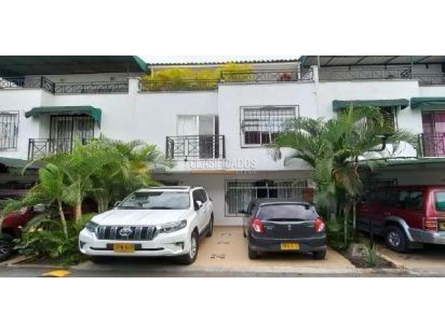 Casas, Venta en Primero de Mayo