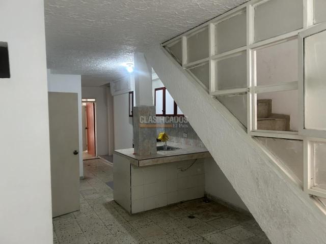 Apartaestudios, Alquiler en Gran Limonar