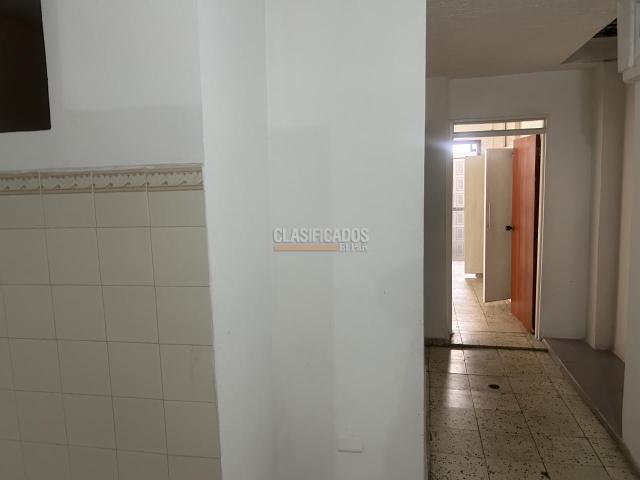 Apartaestudios, Alquiler en Gran Limonar