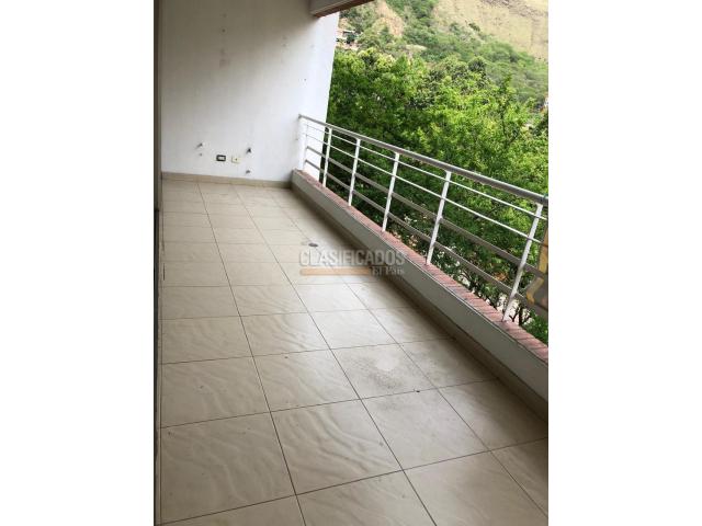 Apartamentos, Alquiler en Aguacatal