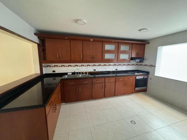 Casas, Venta en Prados del Limonar