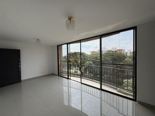 Apartamentos, Venta en El Ingenio