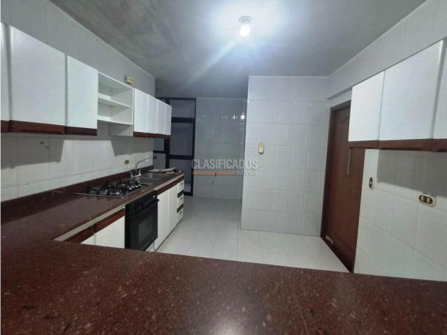 Apartamentos, Venta en Ciudad Jardín