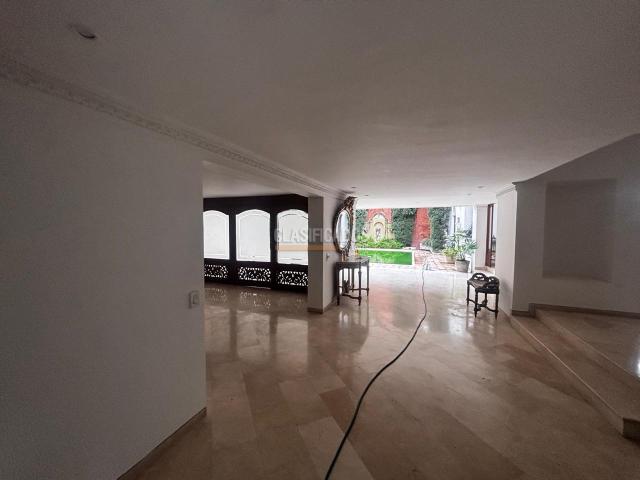 Casas, Alquiler en Santa Rita