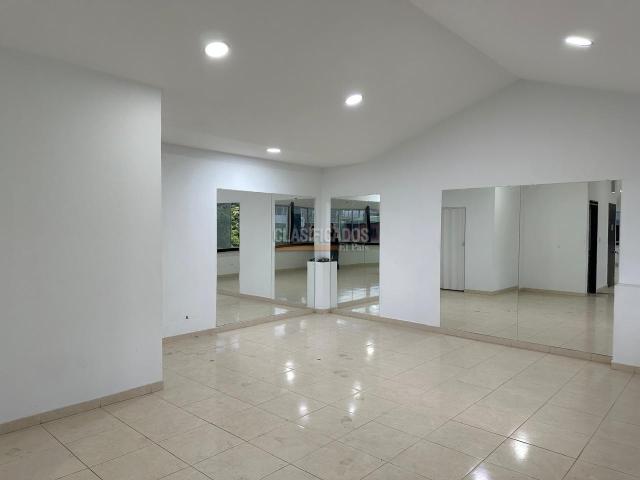 Locales y Bodegas, Alquiler en Valle del Lili