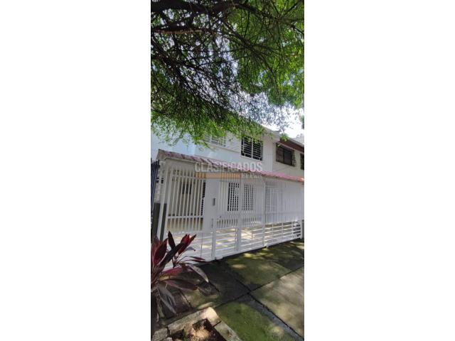 Casas, Venta en Ciudad Capri