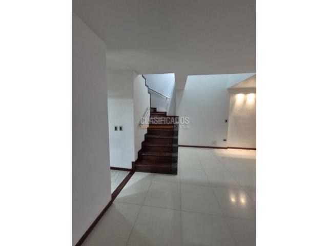 Casas, Venta en San Joaquín