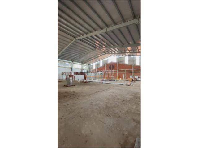 Locales y Bodegas, Alquiler en Yumbo