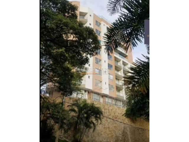 Apartamentos, Venta en Arboleda