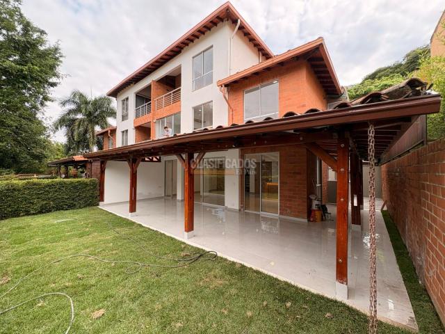 Casas, Alquiler en Pance