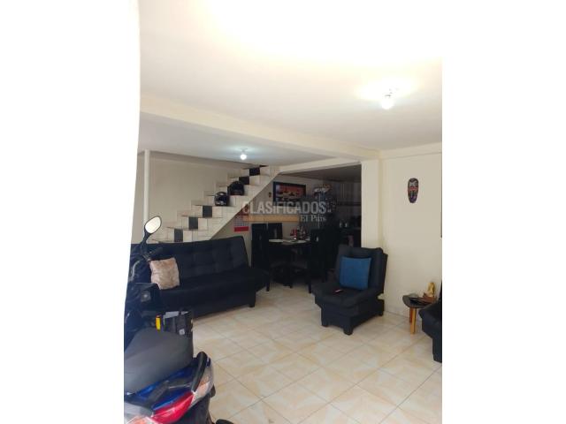 Casas, Venta en Dos Quebradas