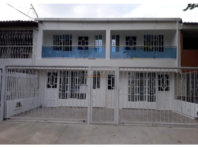 Casas, Venta en El Refugio