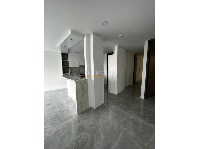 Apartamentos, Alquiler en Altos de Santa Isabel