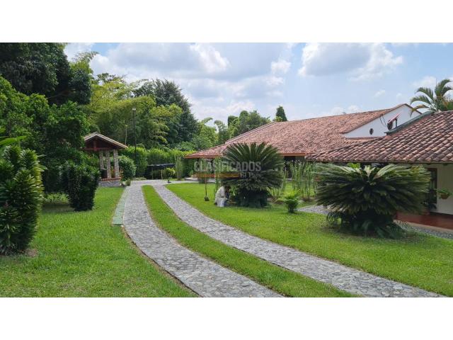 Fincas y Casas Campestres, Venta en El Cerrito