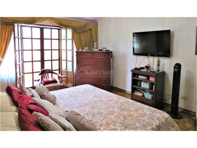 Casas, Venta en Ciudad Jardín