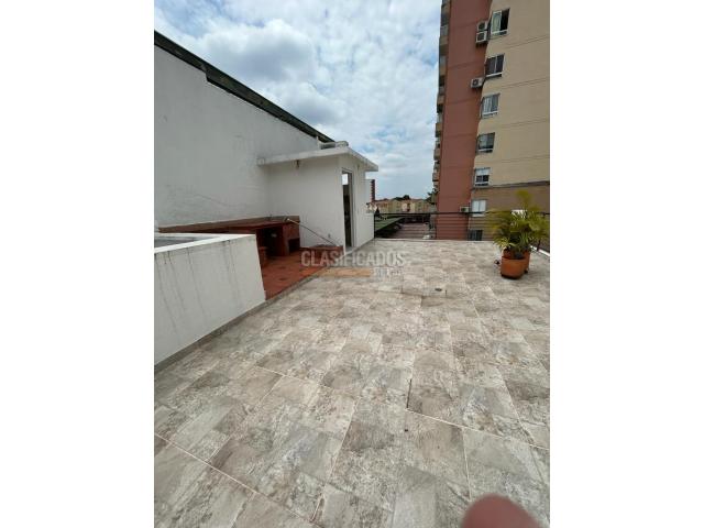 Casas, Venta en Ciudad Jardín