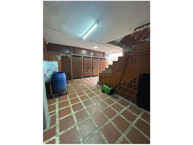 Edificios, Alquiler en Las Delicias