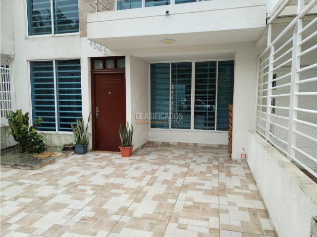 Casas, Venta en Ciudad 2.000