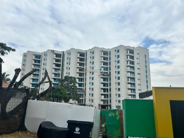 Apartamentos, Venta en Pance