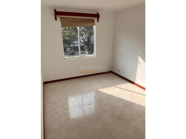 Apartamentos, Venta en Prados del Limonar