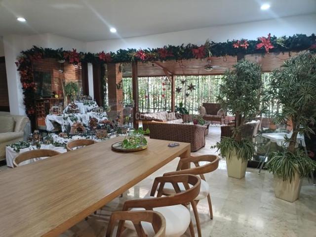 Casas, Venta en Ciudad Jardín