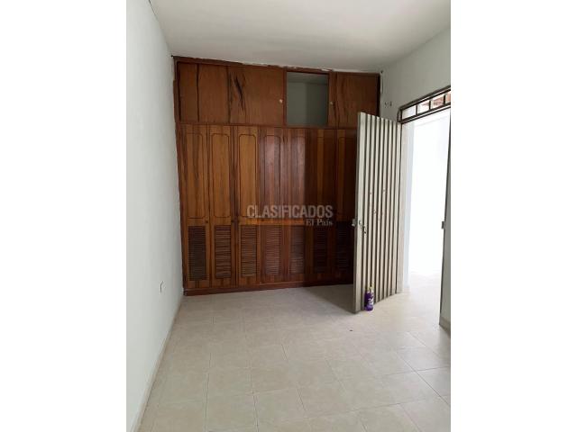 Casas, Alquiler en San Bosco