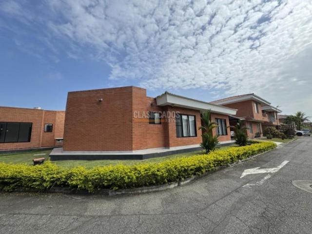 Casas, Venta en El Castillo