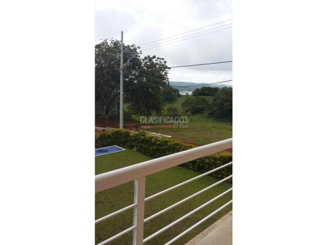 Casas, Venta en Calima (Darién)