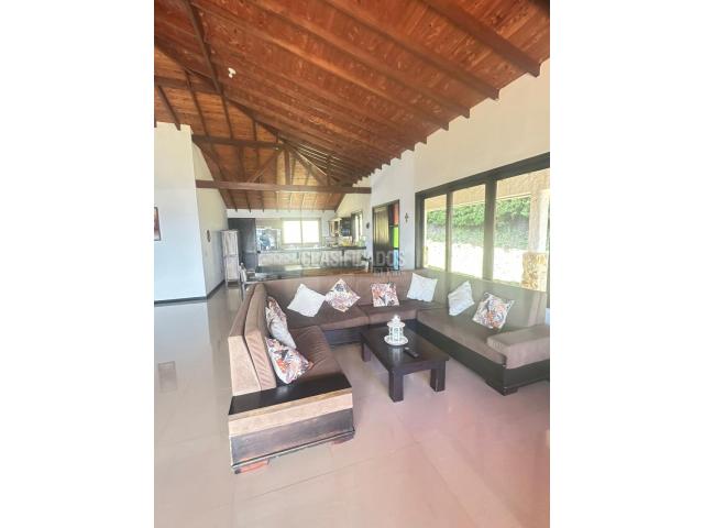 Fincas y Casas Campestres, Venta en Calima (Darién)