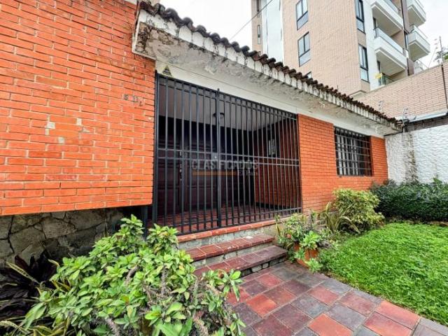 Casas, Venta en Arboleda