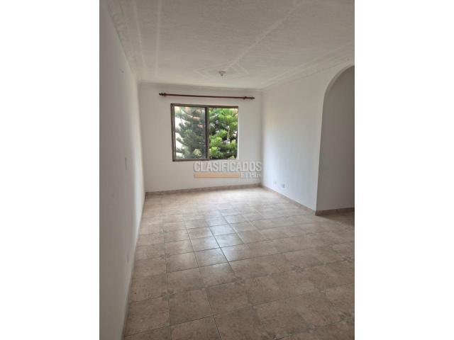 Apartamentos, Alquiler en Ciudad 2.000