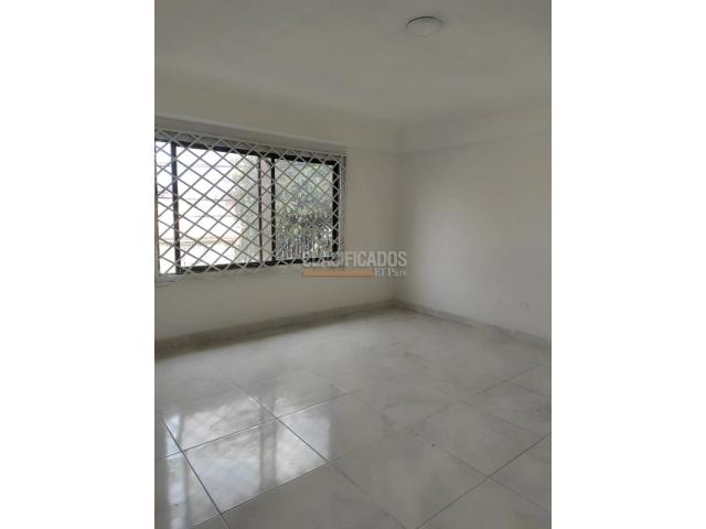 Apartaestudios, Alquiler en Alameda