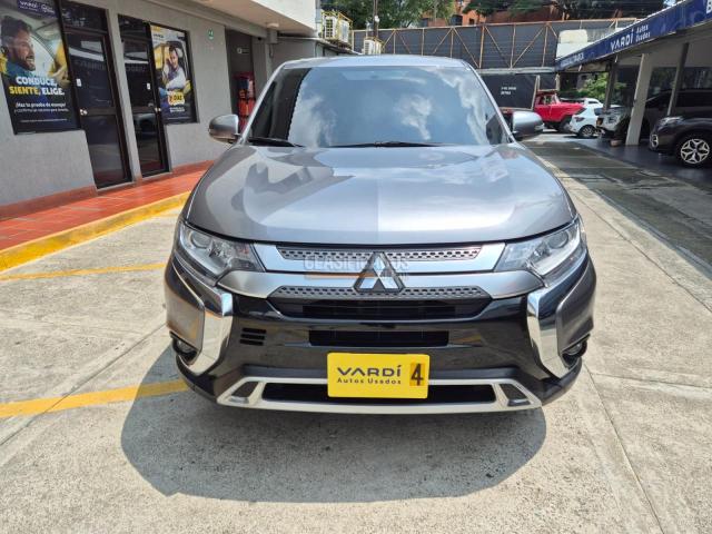 Mitsubishi Outlander 2022