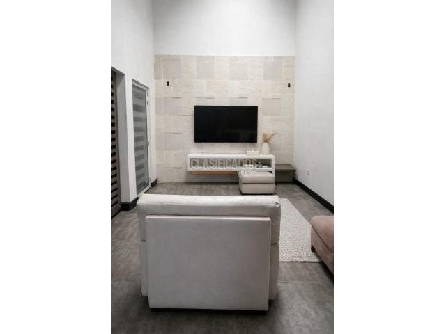 Casas, Venta en Camino Real