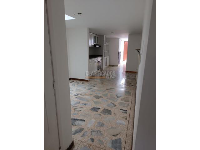 Casas, Venta en Alférez Real