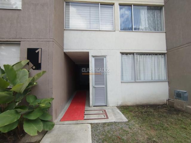 Apartamentos, Alquiler en Evaristo García