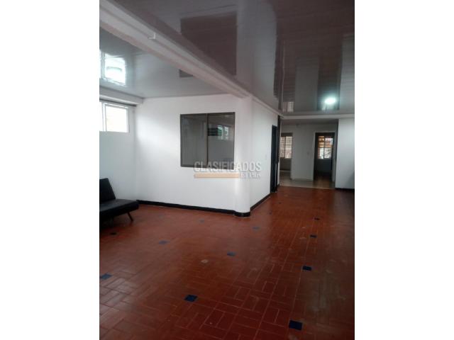 Apartamentos, Alquiler en San Antonio