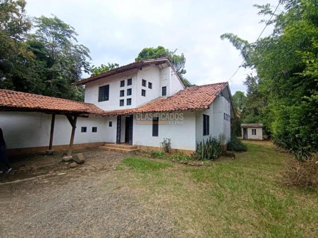 Casas, Alquiler en Pance