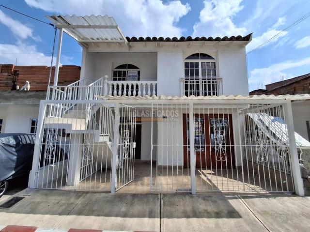 Casas, Alquiler en Metropolitano del Norte