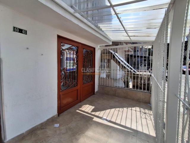 Casas, Alquiler en Metropolitano del Norte