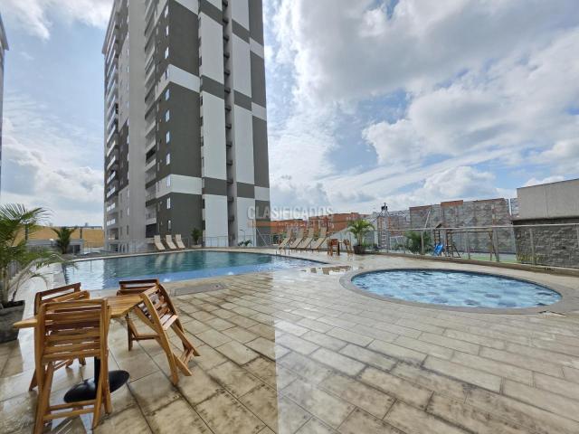 Apartamentos, Venta en Valle del Lili