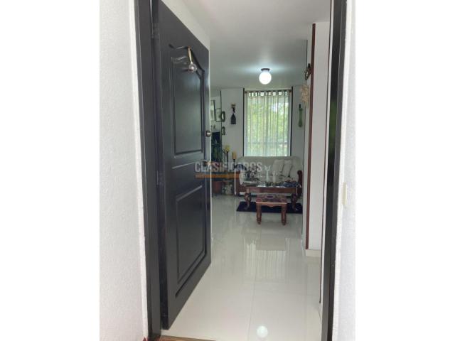 Apartamentos, Venta en Las Quintas de Don Simón