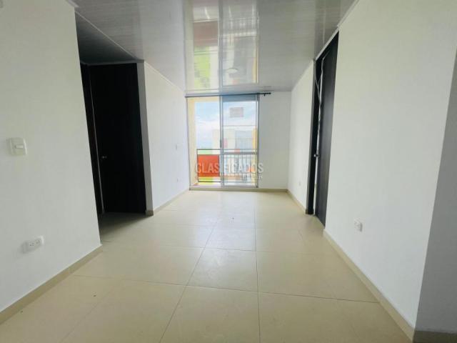 Apartamentos, Venta en Puerto Tejada